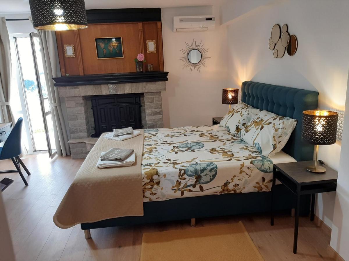 Petra Rooms And Apartments Palit Екстер'єр фото