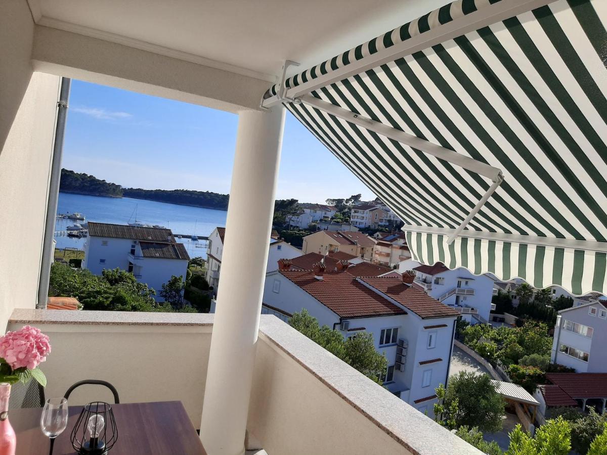 Petra Rooms And Apartments Palit Екстер'єр фото