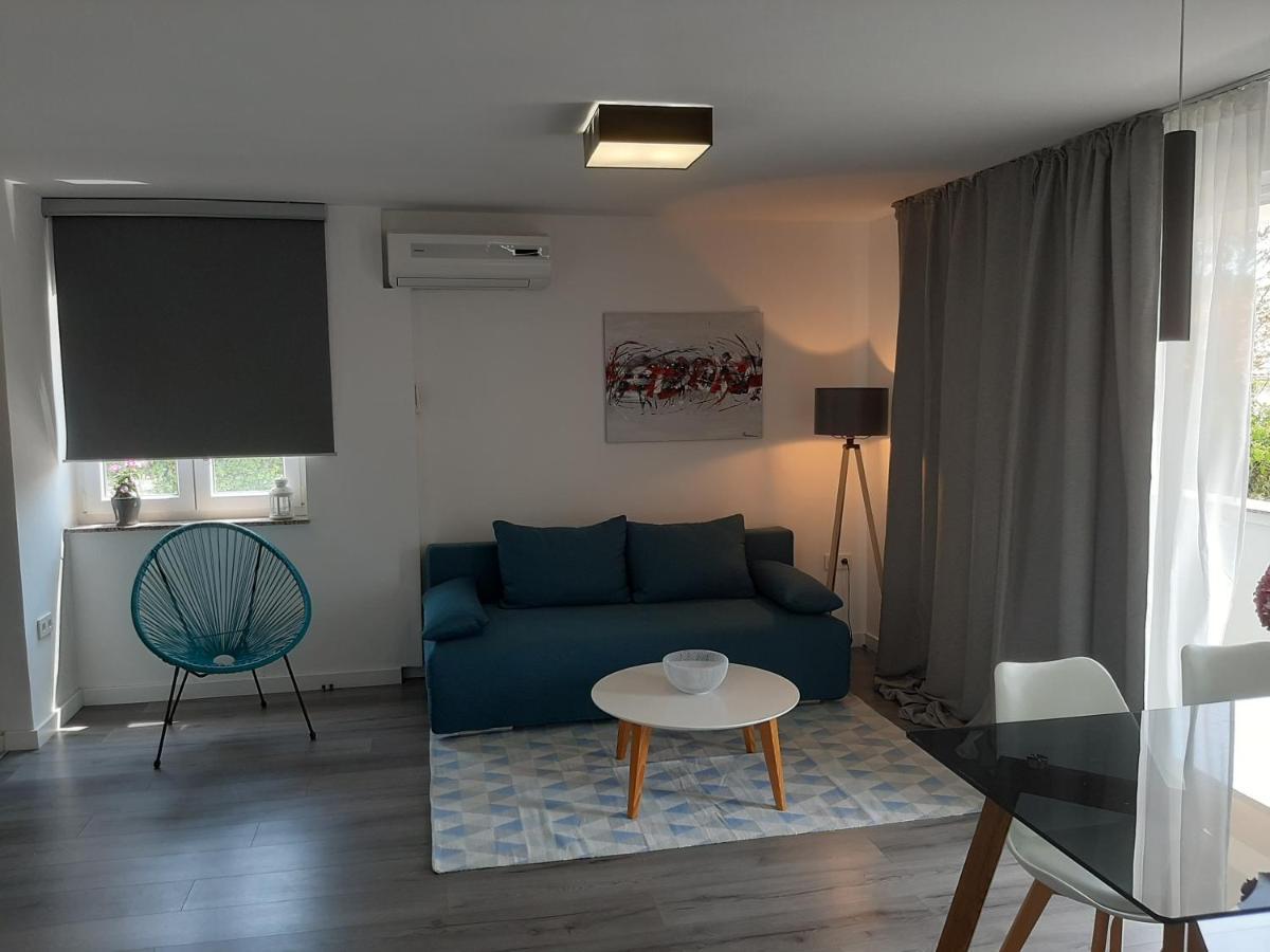 Petra Rooms And Apartments Palit Екстер'єр фото