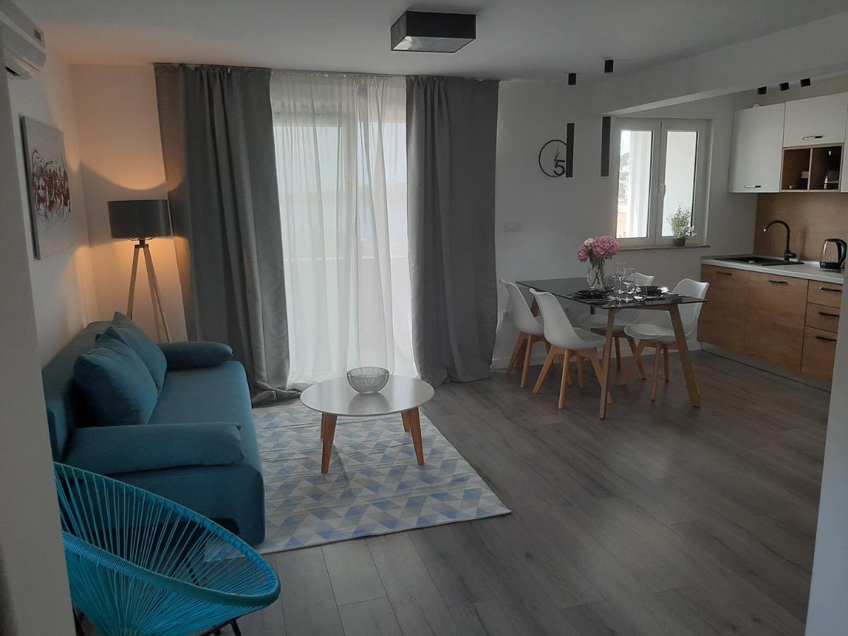 Petra Rooms And Apartments Palit Екстер'єр фото