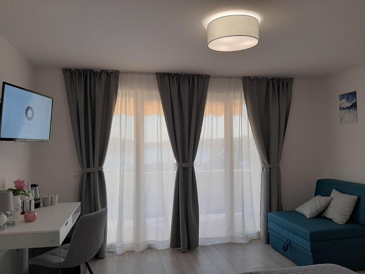 Petra Rooms And Apartments Palit Екстер'єр фото