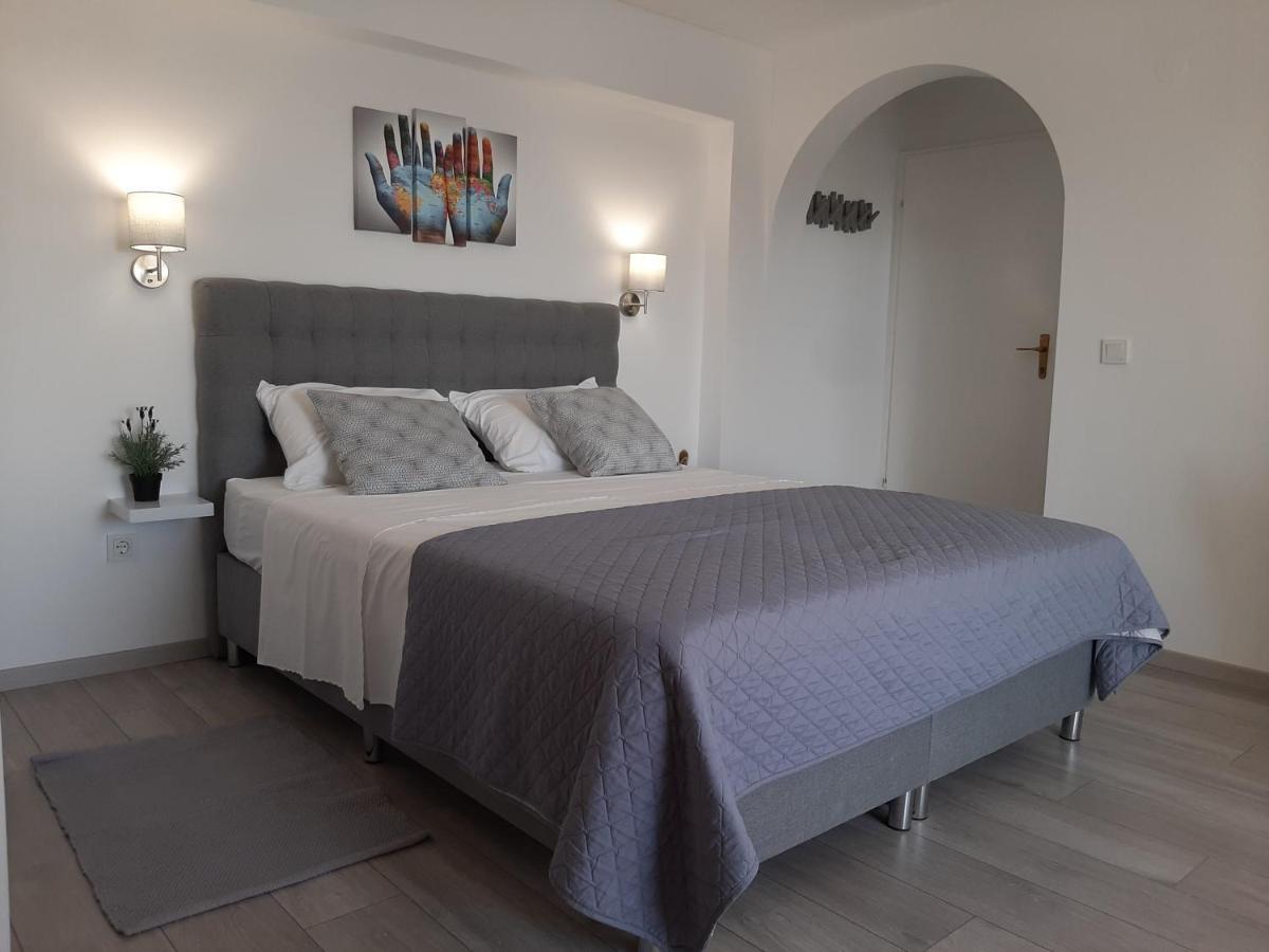 Petra Rooms And Apartments Palit Екстер'єр фото