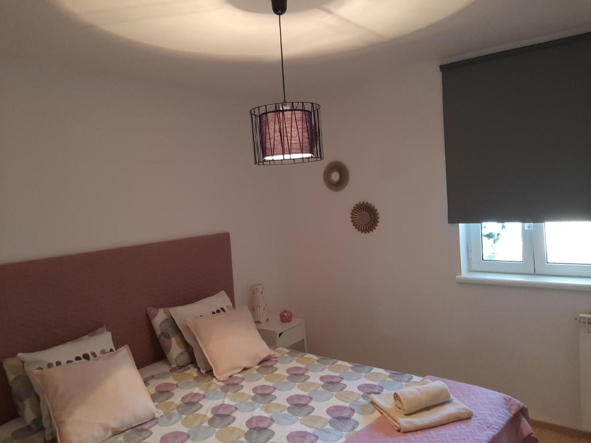 Petra Rooms And Apartments Palit Екстер'єр фото