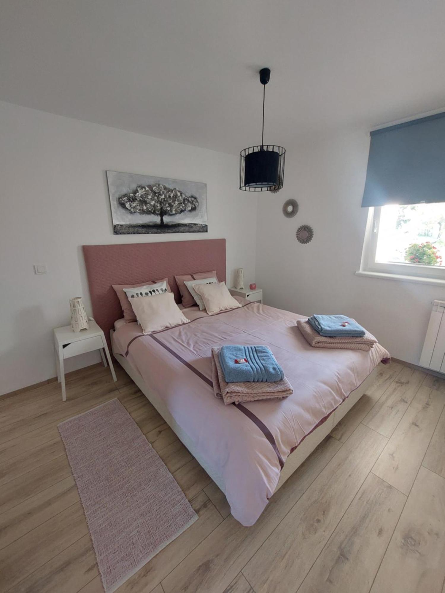 Petra Rooms And Apartments Palit Екстер'єр фото