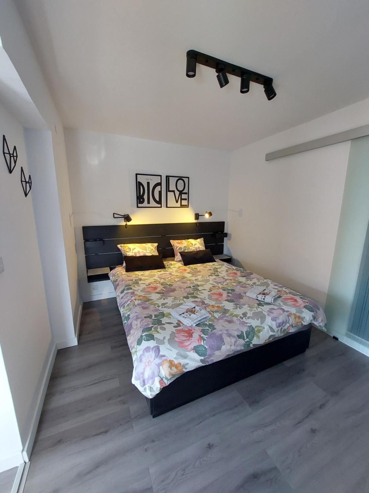 Petra Rooms And Apartments Palit Номер фото
