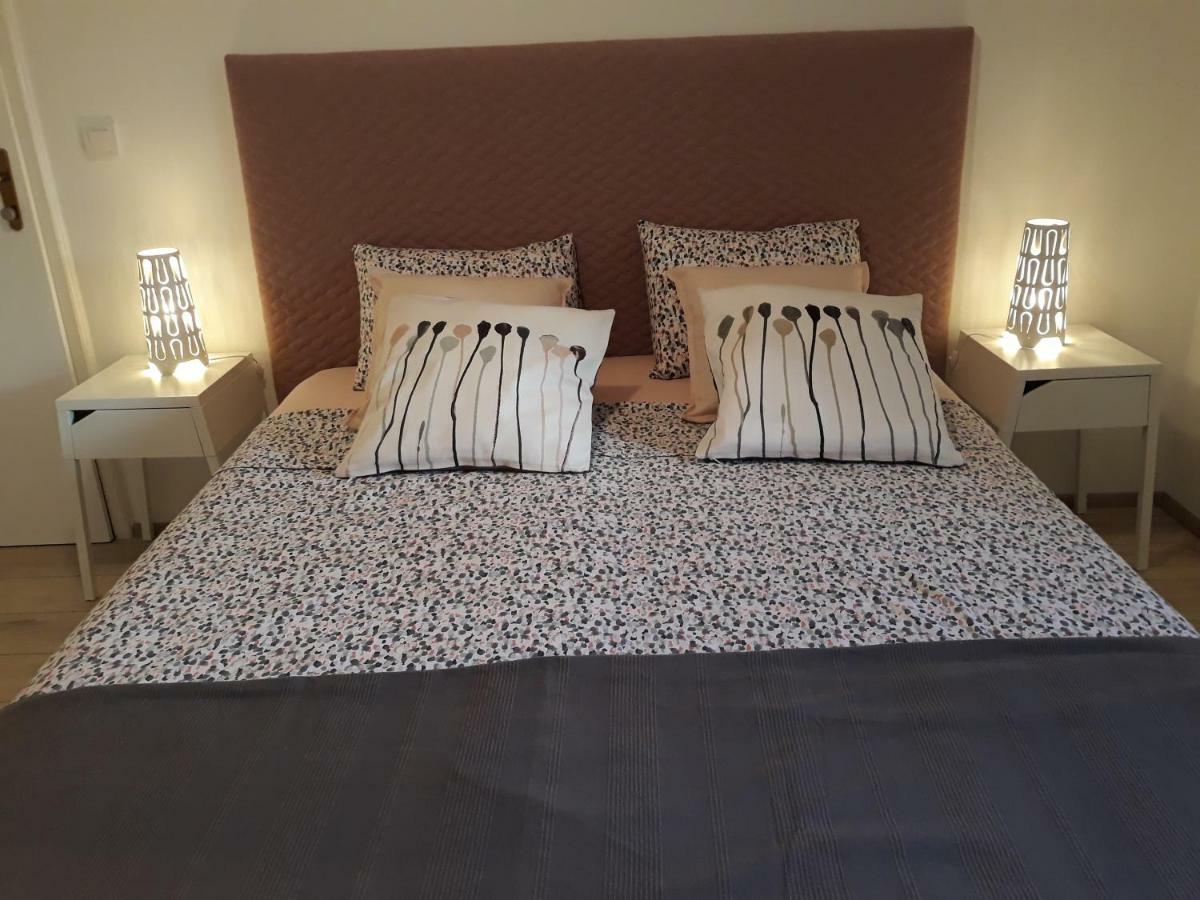 Petra Rooms And Apartments Palit Екстер'єр фото